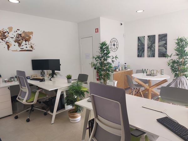 GENERALI TRANQUILIDADE: Agente All Insurance Mediação de Seguros Headshot